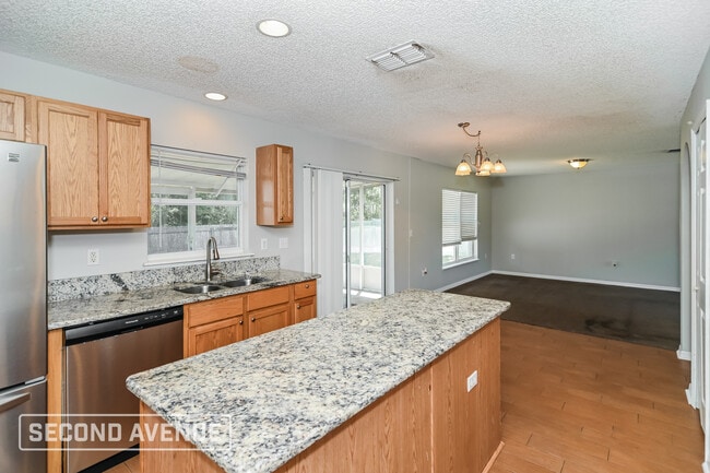 Building Photo - 9640 Watershed Dr E