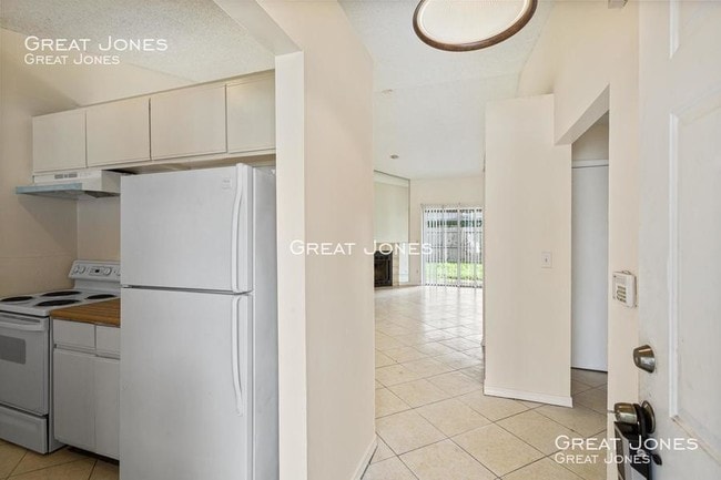 Building Photo - 5135 Indian Lakes Ct