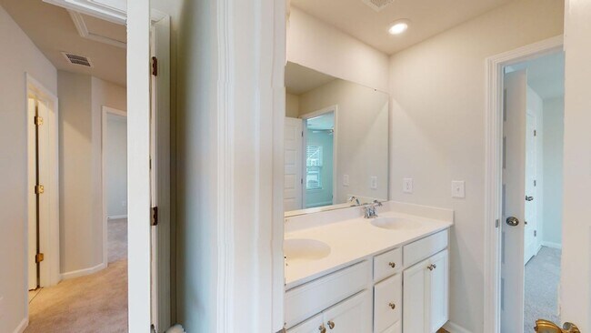 Building Photo - Ideal Home for Rent in Summers Corner Comm...