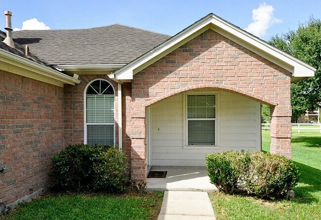 Building Photo - 8715 Charity St