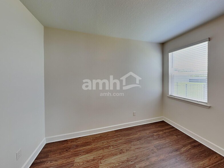 Building Photo - 105 Moultrie Crossing Ln