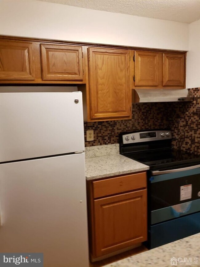 Building Photo - 5310 Ravens Crest Dr