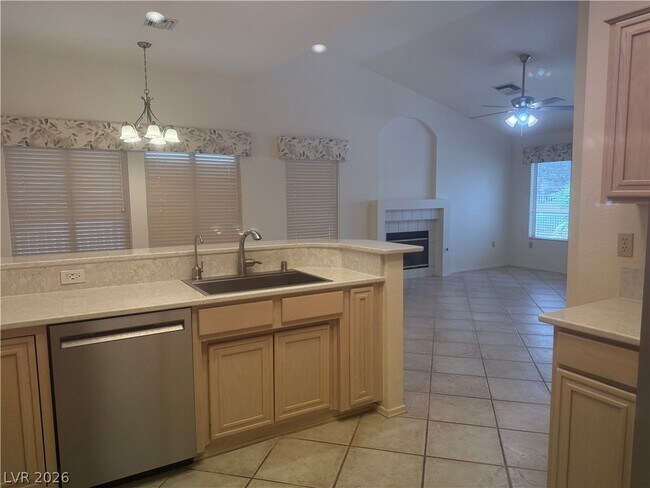 Building Photo - 8900 Kingsmill Dr
