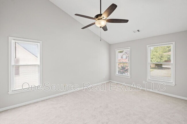 Building Photo - 10905 Pinewalk Forest Cir
