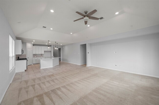 Building Photo - 28314 Buffalo Fork Ln