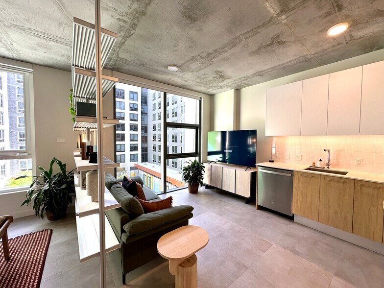 Building Photo - 78 NW 32nd St