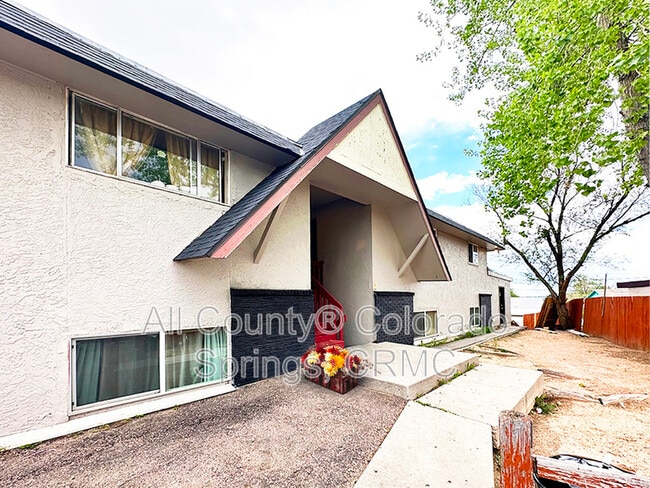 Building Photo - 2119 Preuss Rd