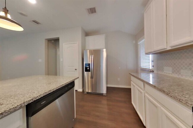 Building Photo - 6918 Scarlet Sagebrush St