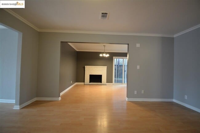 Building Photo - 1462 Kimball Ct