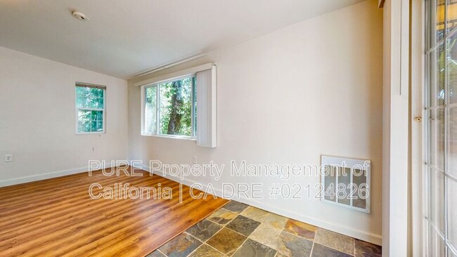 Building Photo - 17475 Summit Ave