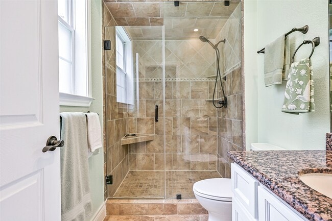 Building Photo - 7000 Seawall Blvd