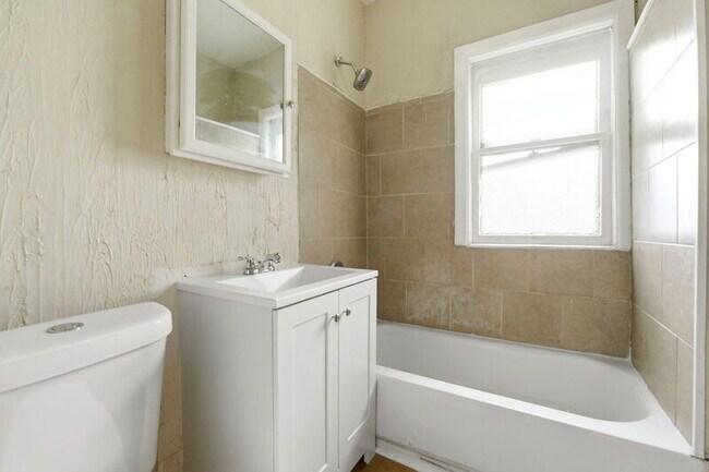 Building Photo - 13806 Coit Rd