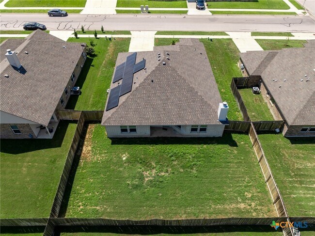 Building Photo - 6117 Verde Dr