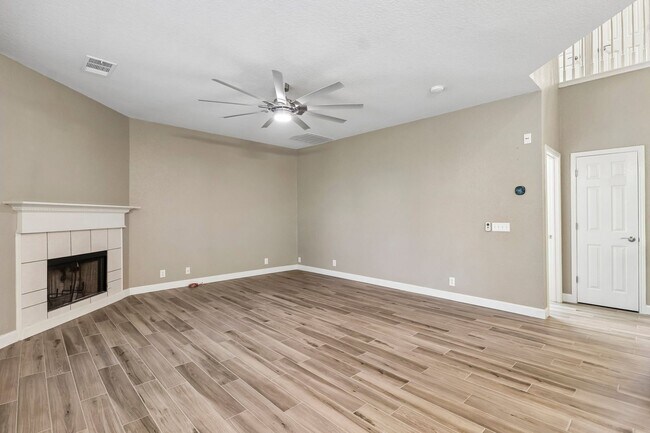 Building Photo - 3904 Arroyo Seco