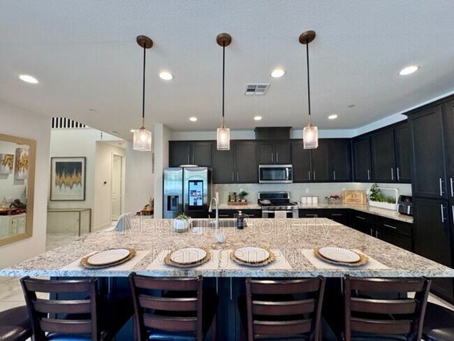 Building Photo - 38572 Rosegate Pl