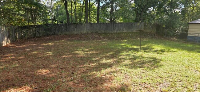 Building Photo - 523 Shofner Ave