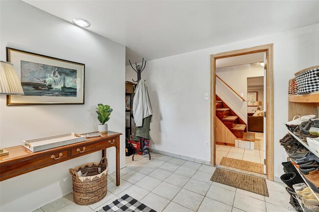 Building Photo - 41 Peddler Hill Rd