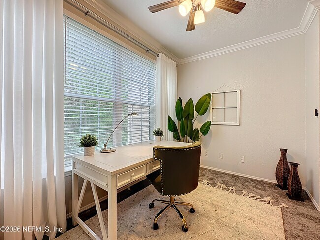 Building Photo - 13810 Sutton Park Dr N