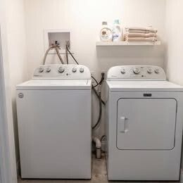 Building Photo - 43 S 700 E