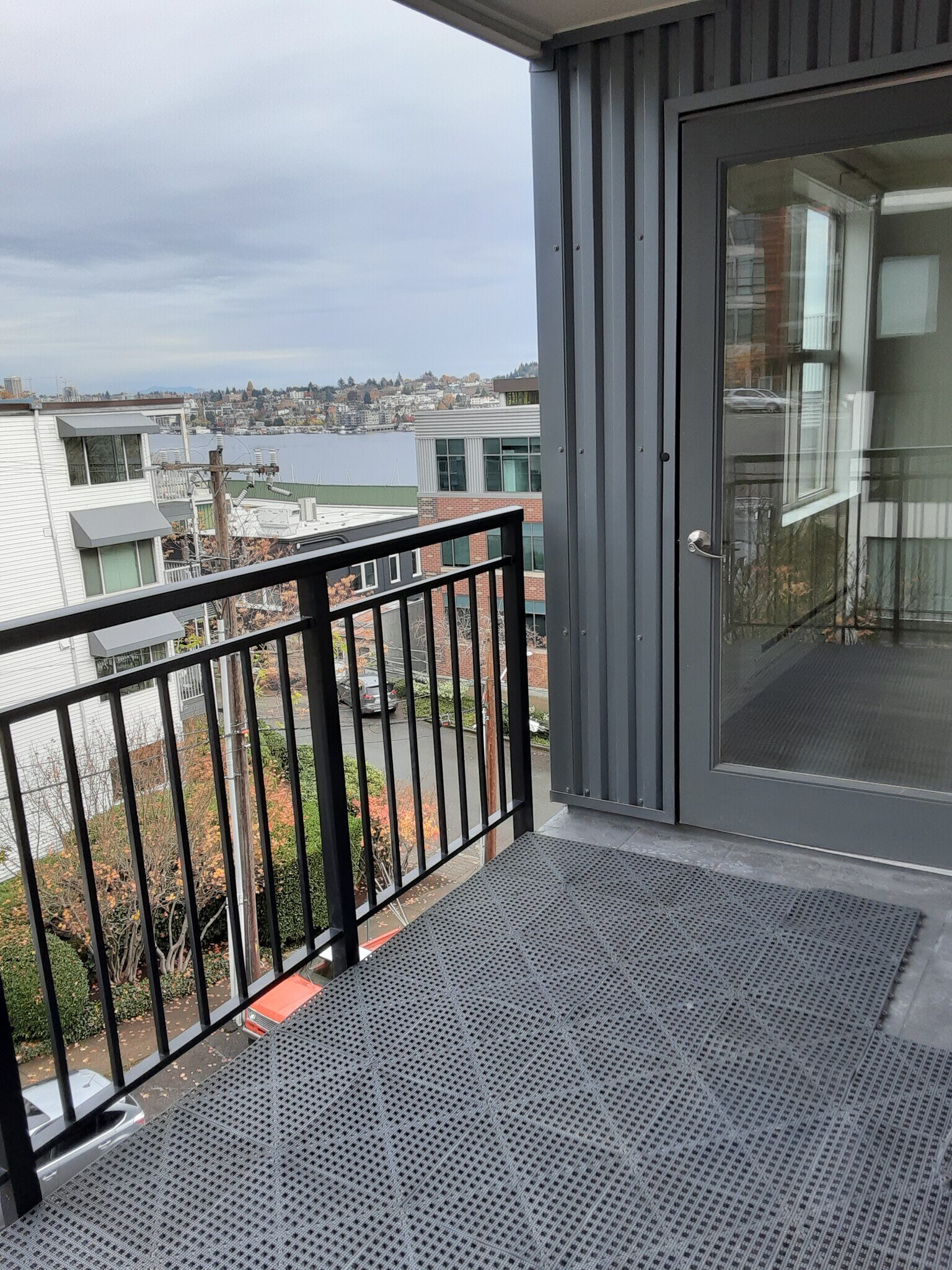 Building Photo - 769 Hayes St