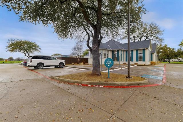 Building Photo - 5600 Belle Chasse Ln