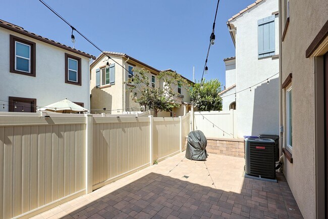 Building Photo - 4110 Mission Tree Way