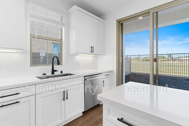 Building Photo - 26898 Rubicon Rd