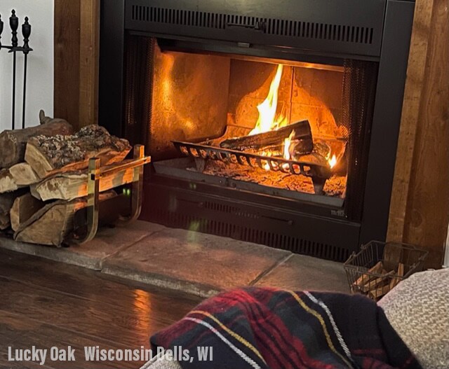Fireplace - 7 Oak Trl