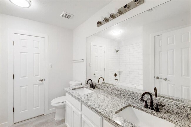 Building Photo - 15209 Sun-Bird Ln