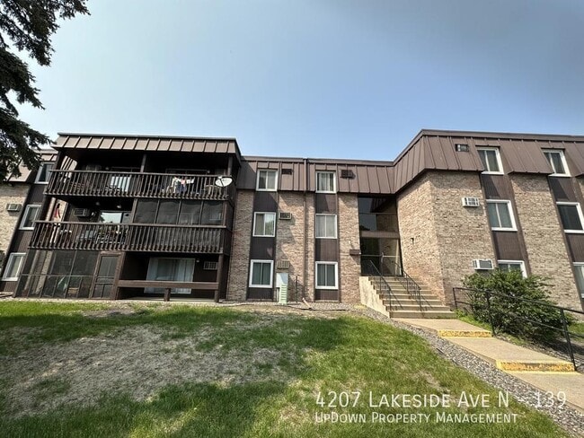 Primary Photo - 4207 Lakeside Ave N