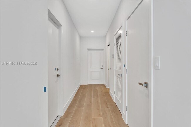 Building Photo - 1563 NW 94th Way