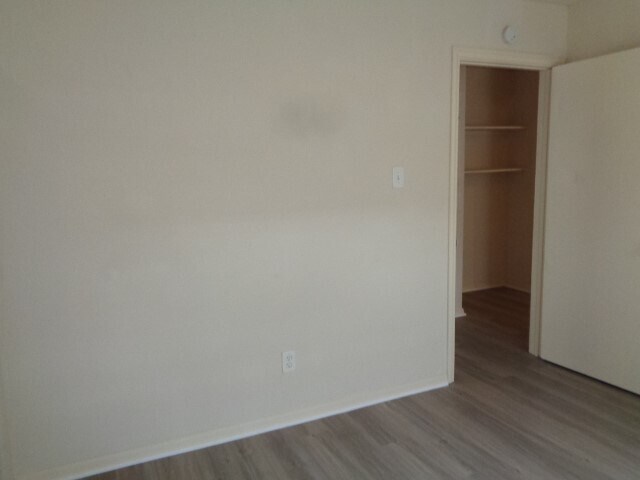 Building Photo - 5531 Farley Dr