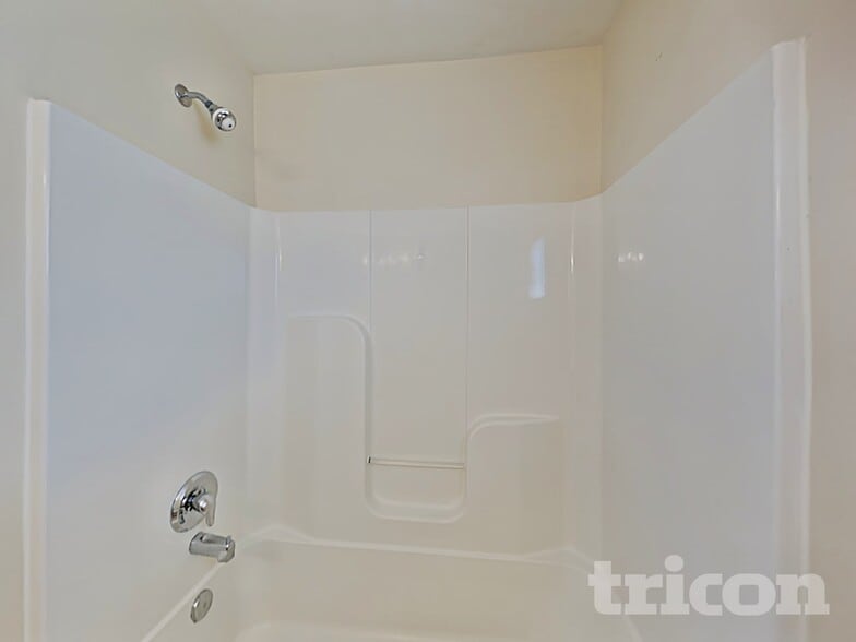 Building Photo - 1024 Daniel Ln