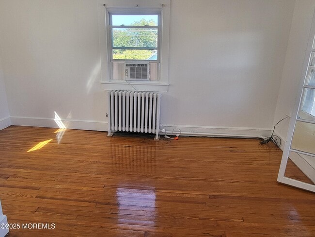 Building Photo - 122 Mt Hermon Way