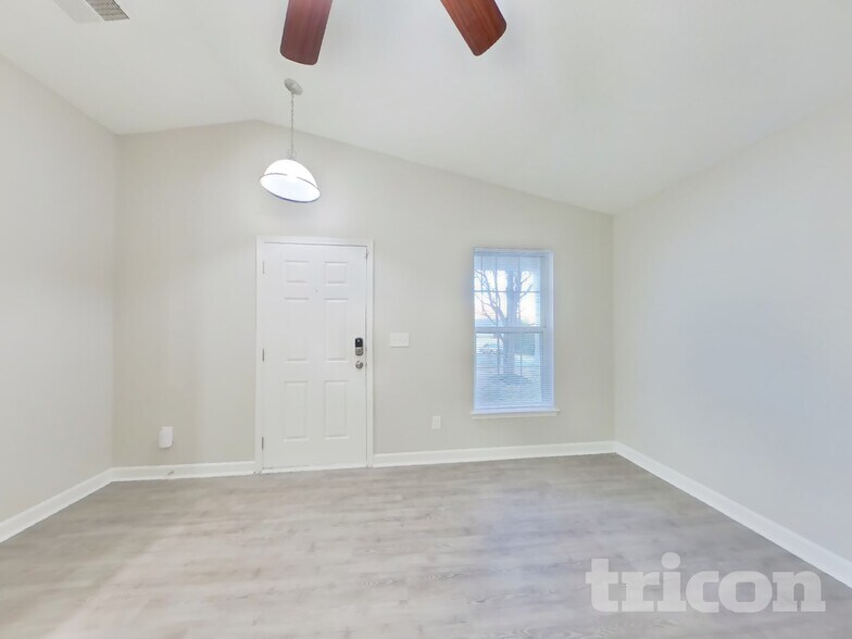 Building Photo - 1027 Alston Hill Dr