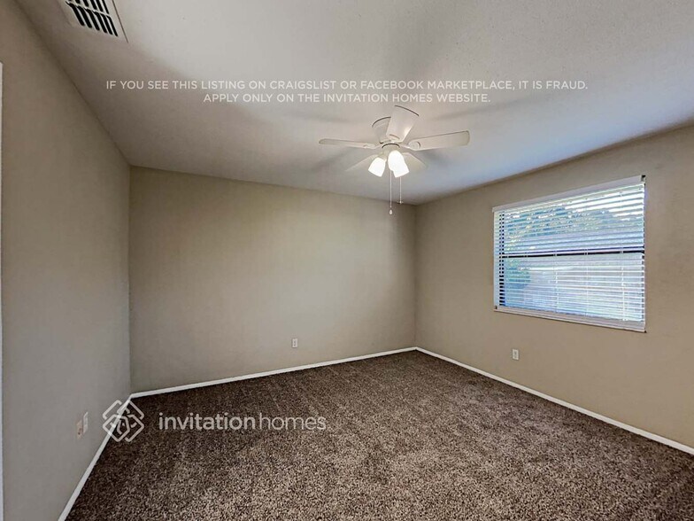 Building Photo - 1316 Wandering Oaks Dr