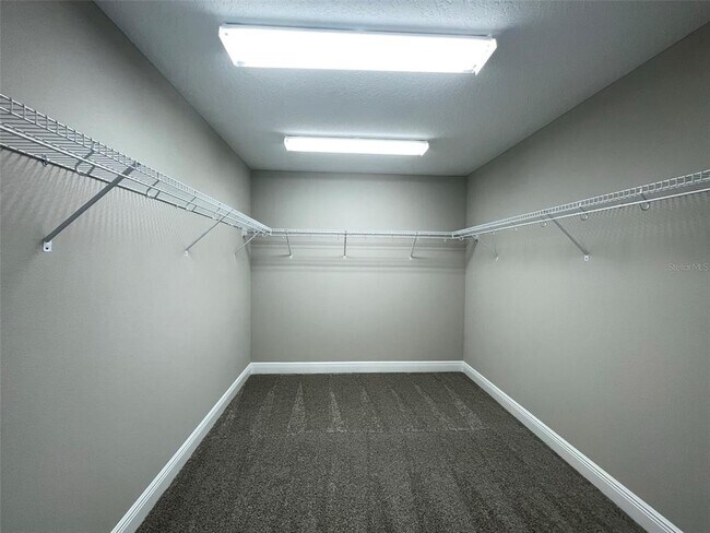 Building Photo - 5404 Tagalong Pl