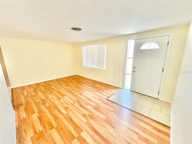Building Photo - 4750 Gaslight Ave
