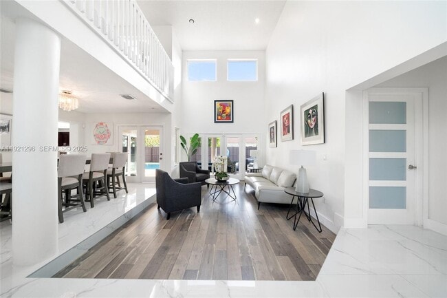 Building Photo - 15484 SW 42nd Terrace