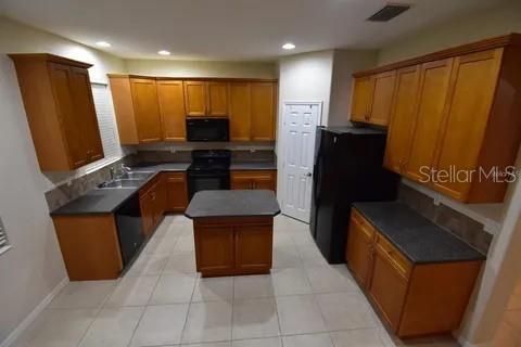 Building Photo - 3549 Maple Ridge Loop