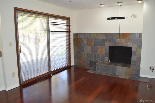 Building Photo - 1280 Kentshire Dr