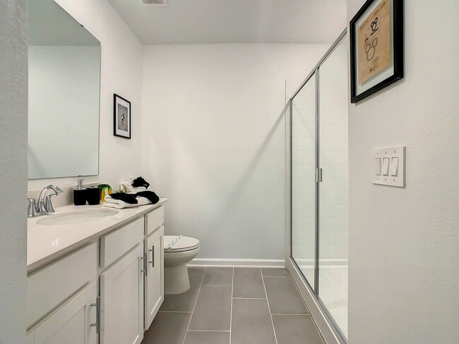 Building Photo - 8851 Cabot Cliffs Dr