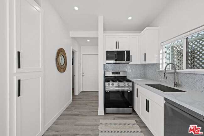 Building Photo - 25154 Malibu Rd