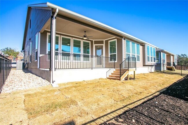 Building Photo - 505 Affazia Ln