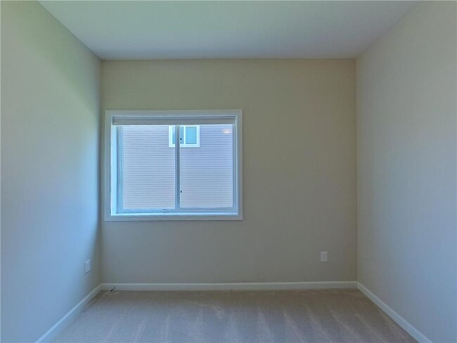 Building Photo - 1341 Meadow Ln