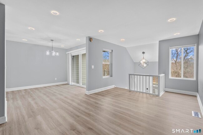 Building Photo - 133 Peddlers Dr