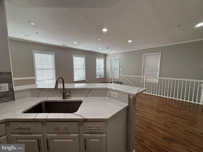 Building Photo - 4649 Red Admiral Way