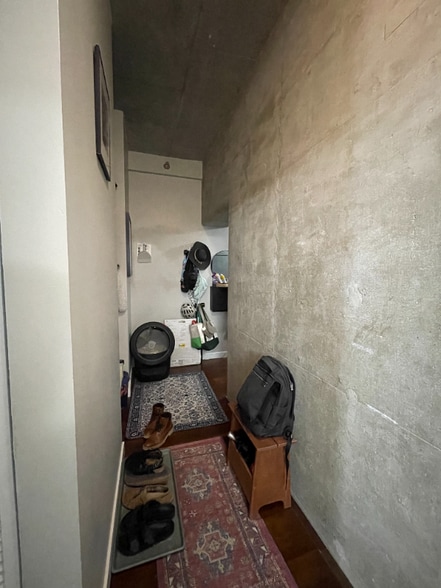 Building Photo - 235 W Van Buren St