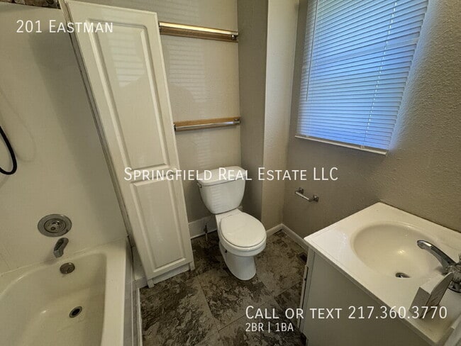 Building Photo - 201 Eastman-