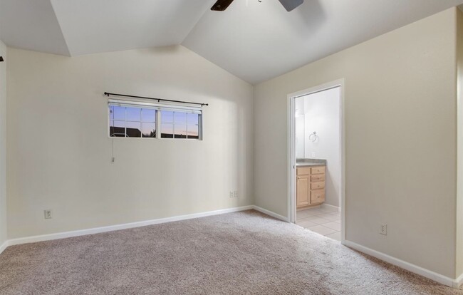 Building Photo - 3331 Apple Blossom Ln